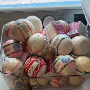 Mystery bundle of Assorted Bath Bombs or shower steam cubes 4 in a bundle
